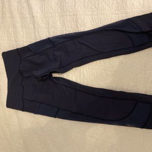 Lululemon leggings with pockets